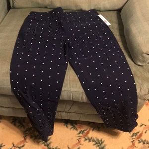Crown & ivy polka dot capris